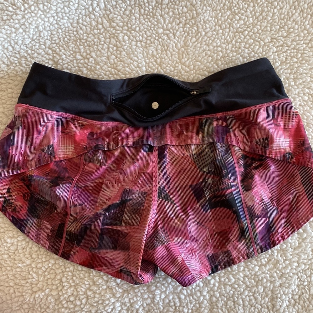 Lululemon Speed up short size 4 - Picture 3 of 4